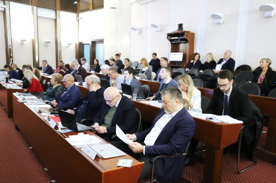 Il Consiglio municipale ha approvato il Bilancio della Città di Fiume per il 2026
