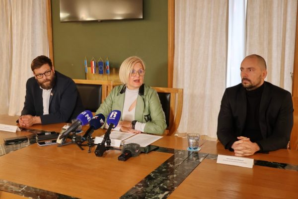 Konferenza stampa-Vivoda, Rincic