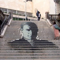 Stepenica prema HKD-u oslikane portretom arhitekta Josipa Pičmana
