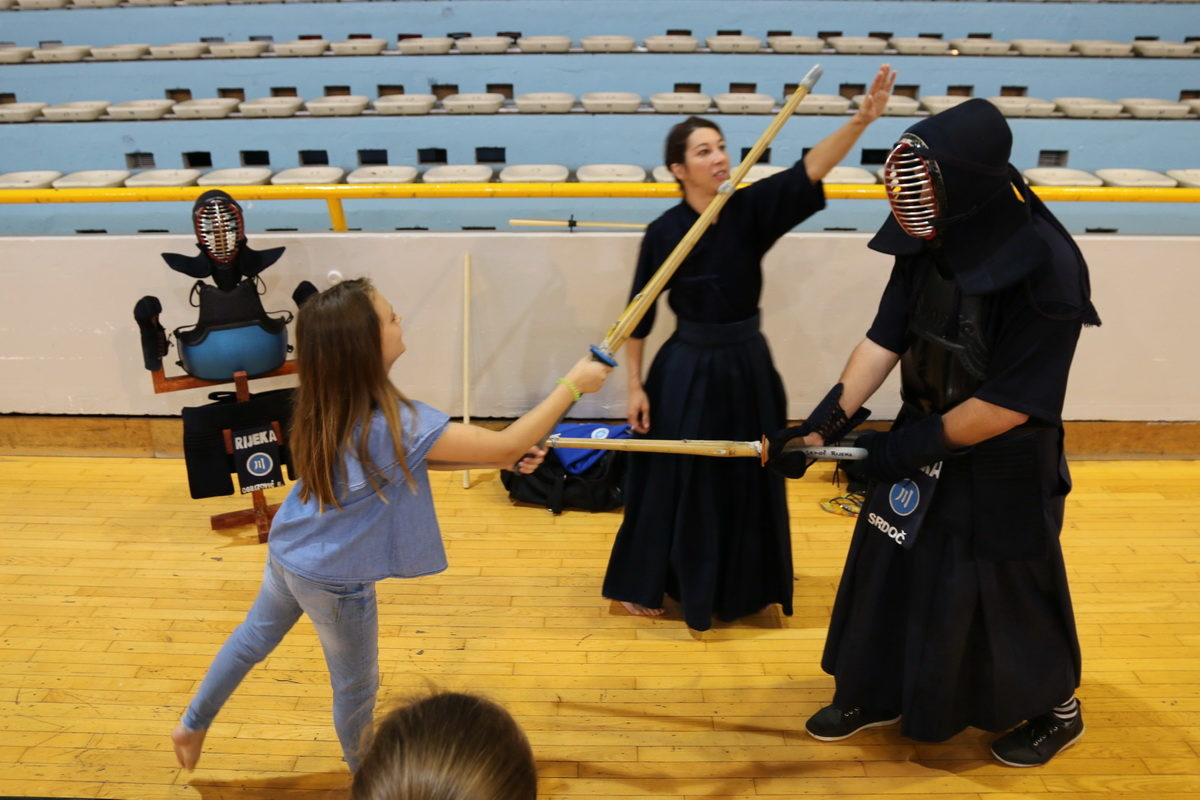 Riječkim osnovnoškolcima prezentirane borilačke vještine – projekt „Ri move“