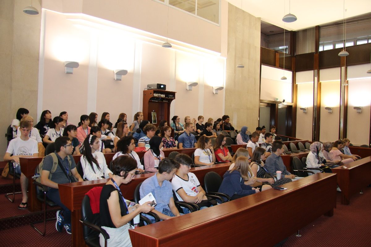 Susret gradonačelnika i mladih - Međunarodni susret mladih za kreativnost i mir