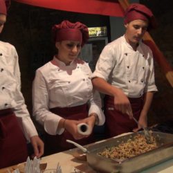 Održan festival glazbe i gastronomije „Porto etno“