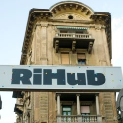 Ri Hub