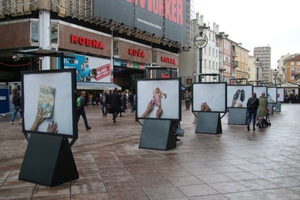 Međunarodni dan međusobnog pomaganja - Otvorena izložba „Moje mjesto pod suncem“