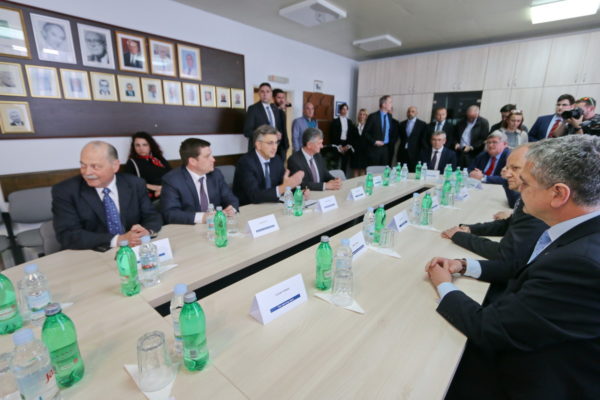 Premijer Plenković s članovima Uprave KBC-a Rijeka