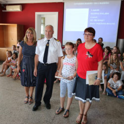 Dodijeljene nagrade riječkim osnovnoškolcima za najbolje radove o vatrogastvu