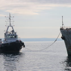 Brod Galeb otegljen u brodogradilište u Kraljevici