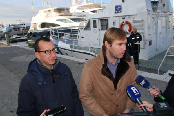 Brod Galeb otegljen u brodogradilište u Kraljevici