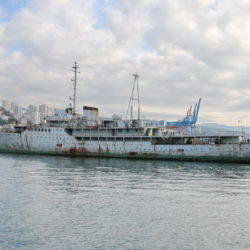 Brod Galeb otegljen u brodogradilište u Kraljevici