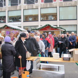 Podjela friganih riba - blagdan sv. Nikole