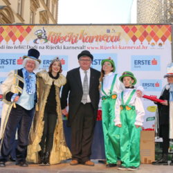 Dječja karnevalska povorka - gradonačelnik primio male maškare