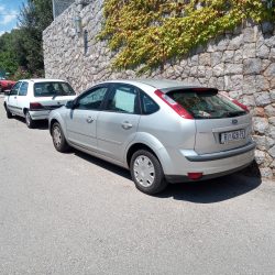 Parkiranje osobnih vozila u pješačkoj zoni Bazena Kantrida