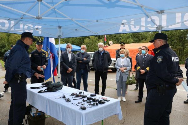 Dan policije u Vatrogasnom trening centru u Šapjanama