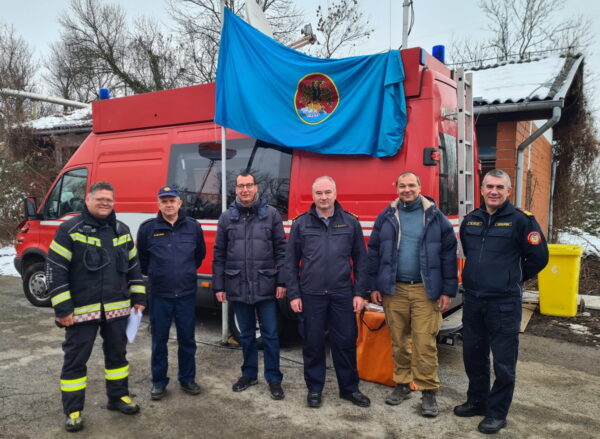Zamjenik Filipović tijekom vikenda dopremio humanitarnu pomoć na potresom pogođeno područje 1