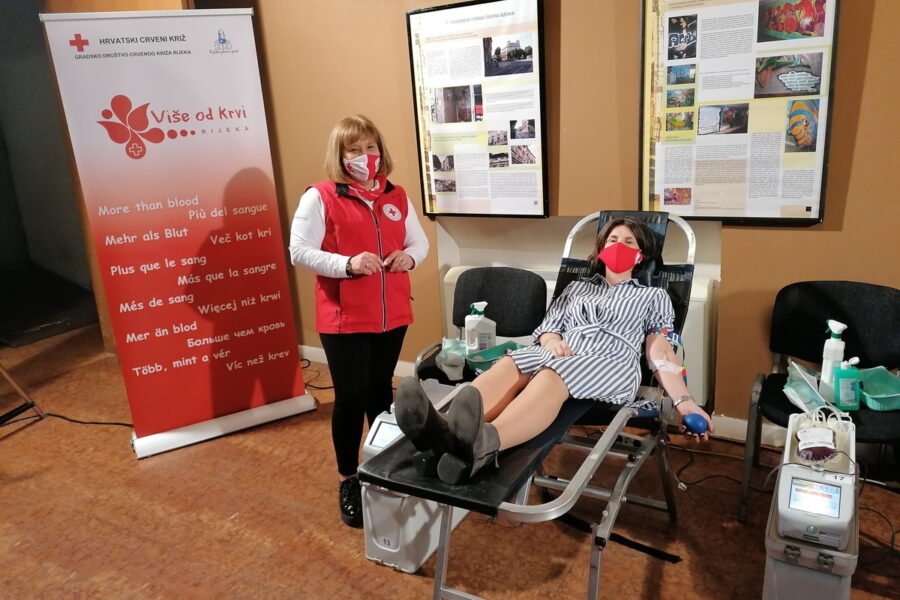 Akcija darivanja krvi volonteri EPK