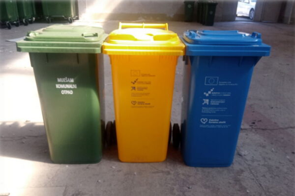 Obiteljske kuće dobivaju tri individualna spremnika za odlaganje otpada