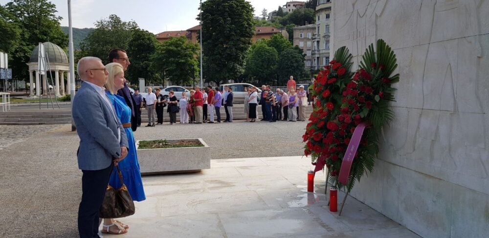 Dan antifašističke borbe - Položeni vijenci na Spomeniku oslobođenja