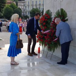 Dan antifašističke borbe - Položeni vijenci na Spomeniku oslobođenja