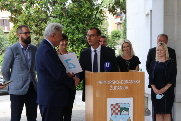 Gradonačelnik Filipović predao spisak projekata za zajedničku suradnju županu Komadini