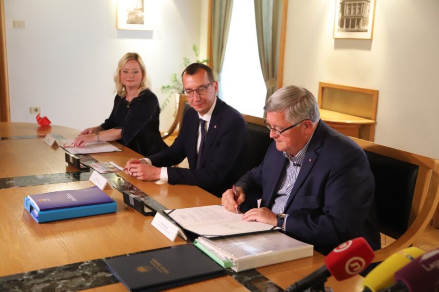 Službena primopredaja izvršnih ovlasti gradonačelnika Rijeke