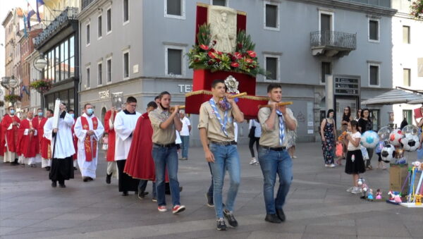 Svečana procesija ove godine prošla nešto kraćom rutom nego što je uobičajeno