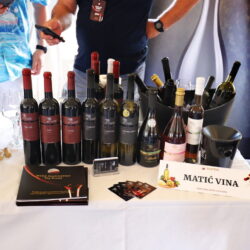 Wine EnoGASTRO Vip Event na botelu Marina