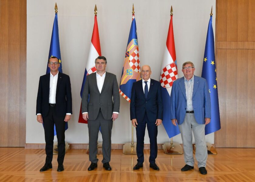 Predsjednik Milanović primio voditelja projekta Esimit Europa foto: Ured predsjednika Republike Hrvatske/Tomislav Bušljeta)