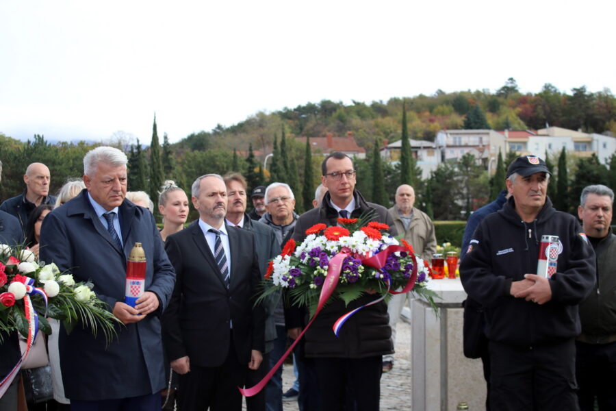 Otkrivanje spomen obilježja 111 brigade