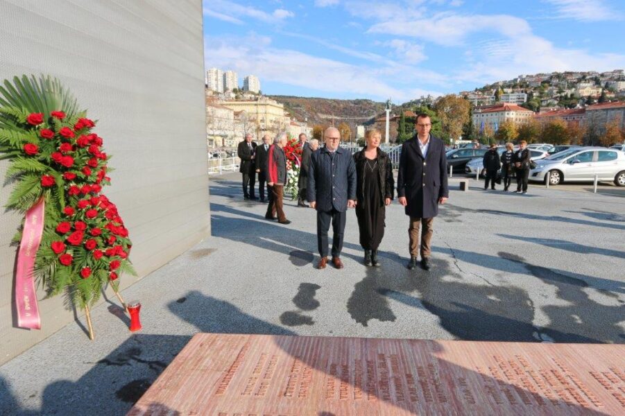 Polaganje vijenaca povodom Dana sjećanja na žrtve Domovinskog rata i Dana sjećanja na žrtvu Vukovara i Škabrnje