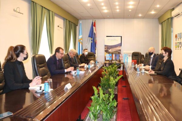 Nastupni posjet britanskog veleposlanika Simona Thomasa Rijeci i Primorsko goranskoj županiji