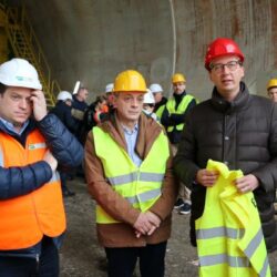 Probijanje tunela Podmurvice u sklopu izgradnje državne ceste D403 od čvora Škurinje do luke Rijeka