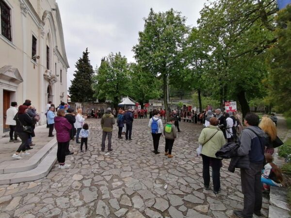Povratak Frankopana 2022.- blagoslov ispred Trsatskog svetišta