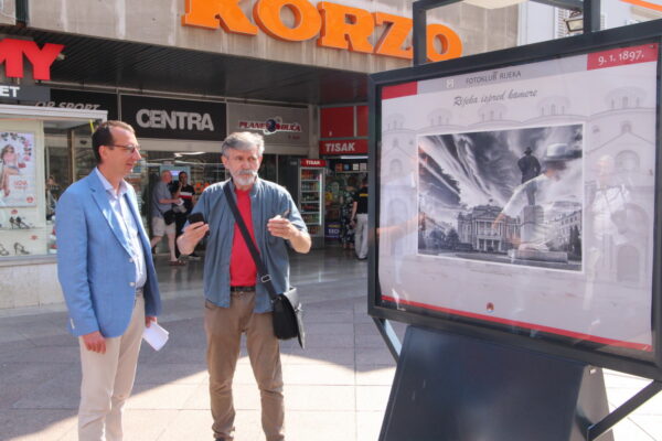 Izložba fotografija Rijeka ispred kamere na Korzu