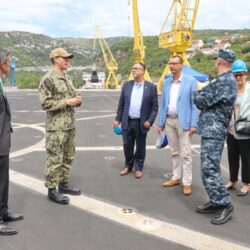 Posjet brodu Američke ratne mornarice USS Arlington u brodogradilištu Viktor Lenac