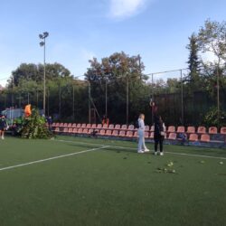 Orezivanje zelenila na nogometnom igralištu na Grbcima 2022.