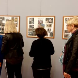 Izložene fotografije okućnica i balkona