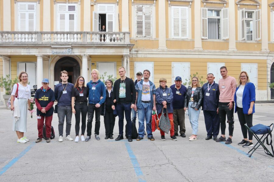 Savjet mladih grada Rijeke i PGŽ i Ulične svjetiljke