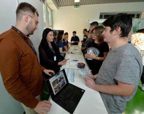 Uniri Job fair sajam poslova na Kampusu