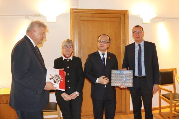 Nastupni posjet veleposlanika Kine u Hrvatskoj Qianjin Qia
