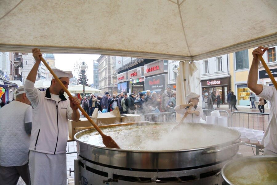 Božićna Gastrofešta na Korzu