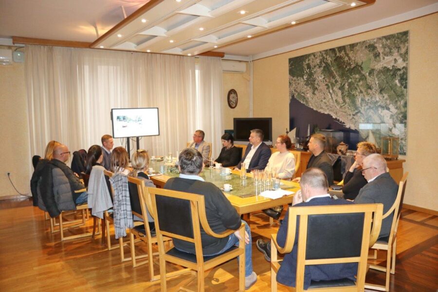 Gradskim vijećnicima Grada Rijeke prezentiran plan rekonstrukcije raskrižja ulice Vjekoslava Dukića
