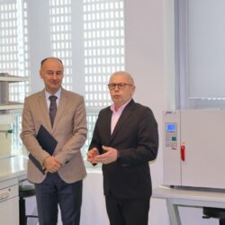 Otvorenje laboratorija za farmaciju u zgradi Sveučilišnih odjela na KampusuOtvorenje laboratorija za farmaciju u zgradi Sveučilišnih odjela na Kampusu