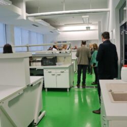 Otvorenje laboratorija za farmaciju u zgradi Sveučilišnih odjela na Kampusu