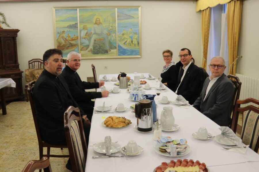 Tradicionalni susret na Badnjak u riječkoj Nadbiskupiji