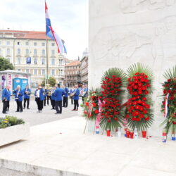 Polaganjem vijenaca obilježen Dan oslobođenja Rijeke