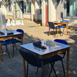 Otvorenje prostora za igranje šaha na otvorenom OŠ Kozala