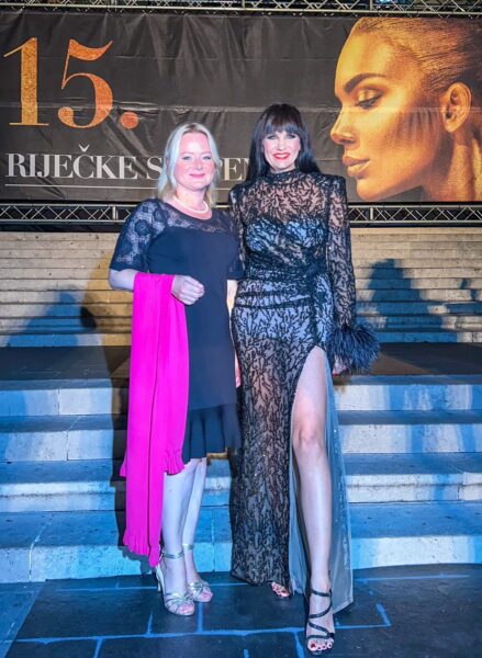 Riječke stepenice - zamjenica gradonačelnika Sandra Krpan i Ivana Delač