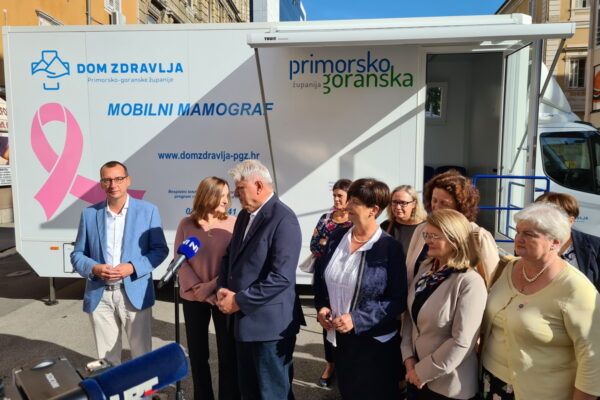 Primopredaja mobilnog mamografa