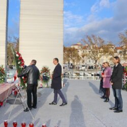 Polaganje vijenaca povodom Dana sjećanja na žrtve Domovinskog rata i Dana sjećanja na žrtvu Vukovara i Škabrnje