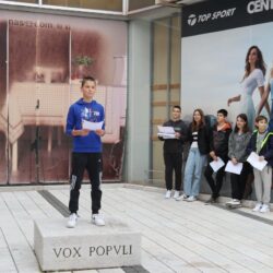 Učenički program na kamenu Vox populi